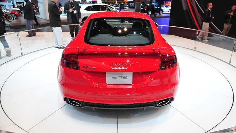 Illustration for article titled Audi TT-RS comes in from the Chicago cold